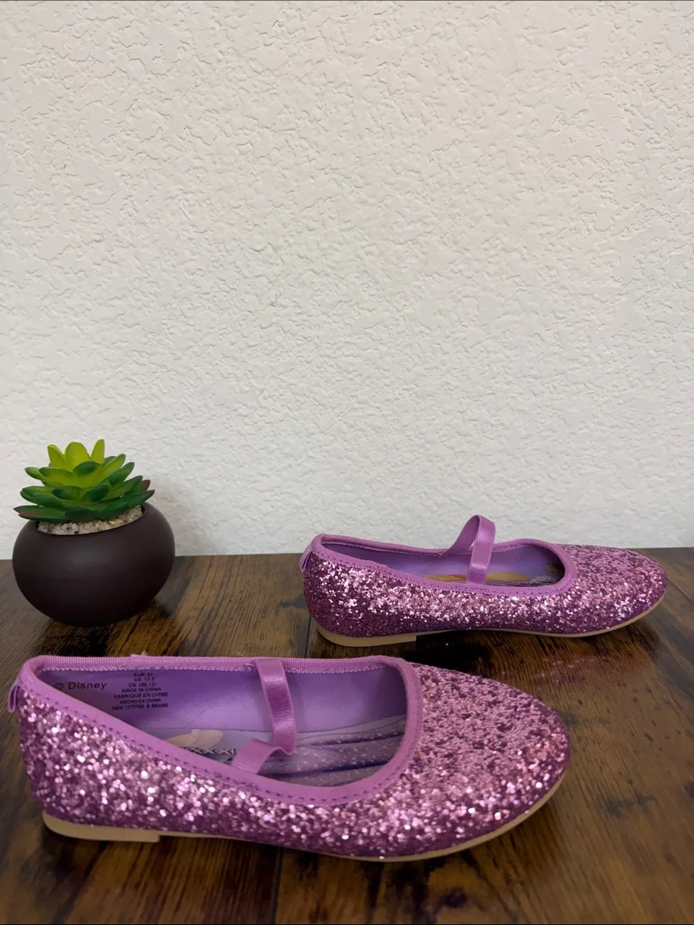 Disney H&M • Girls 13.5 Rapunzel Pink Glitter Mary Jane Princess Shoes